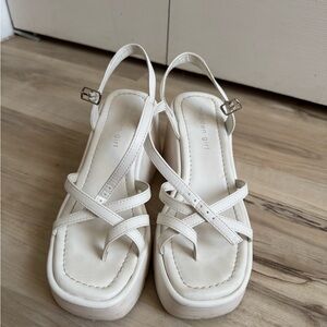 Madden Girl Vault heels - White